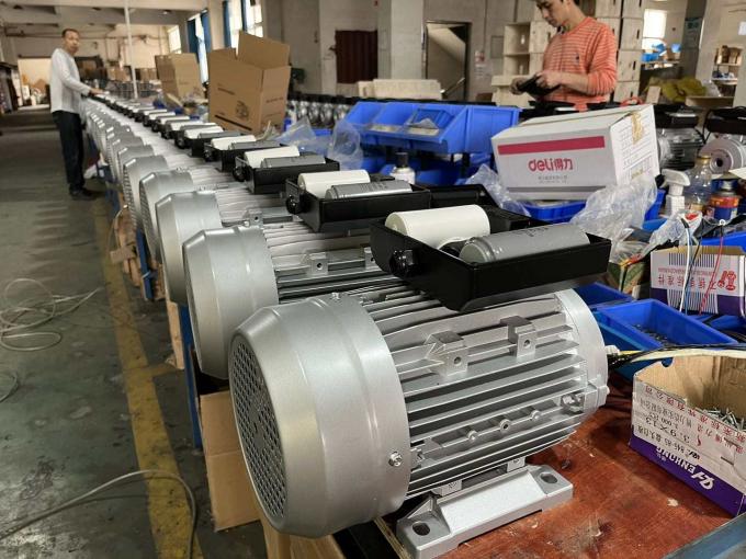 Su geçirmez 220V AC Voltaj Asynchron Motor 60Hz B35 Ticari Kahve Makinesi için Flange Boyutu 0.09HP / 0.06KW 1